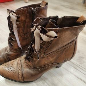 BORN heels with velvet laces